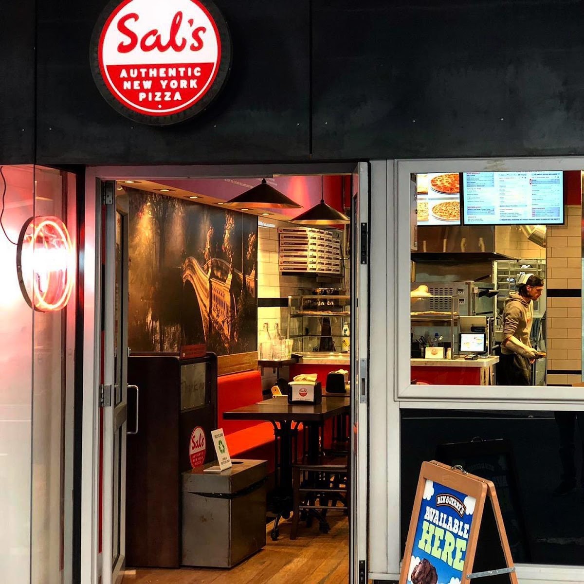 Sal's Authentic New York Pizza - Remuera